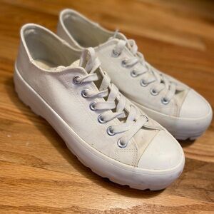 Sincerely Jules White Canvas Lace Up Sneaker Size 8